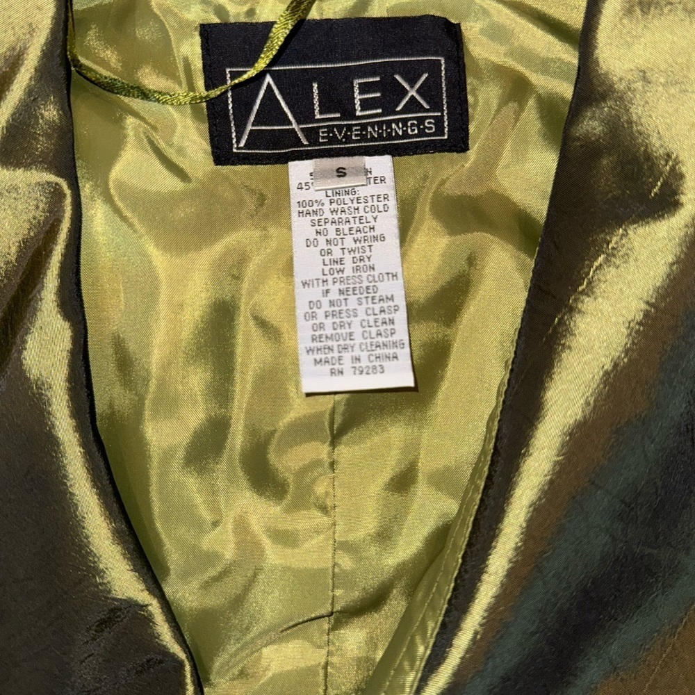Alex Evenings Shimmering Olive Blazer Size Small - Picture 6 of 8
